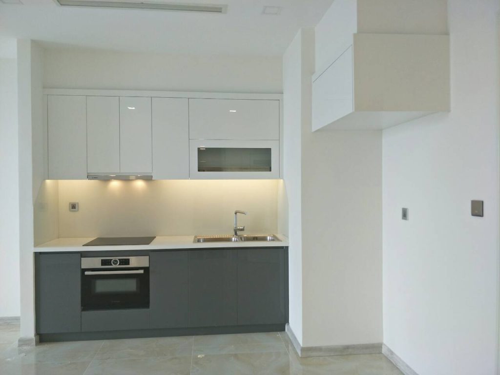 Apartment For Rent – Located in Aqua 1 Vinhomes Golden River – 2 Bedroom unifuniture. Price $1000/month