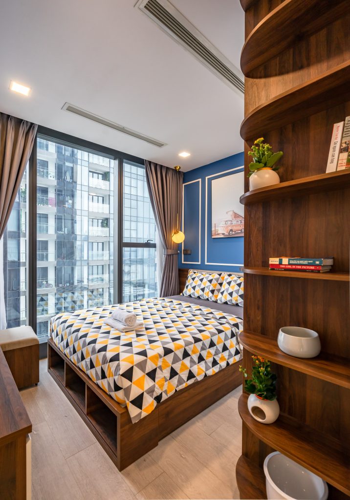 Serviced Apartment in Vinhomes Golden River 2 Bedroom
