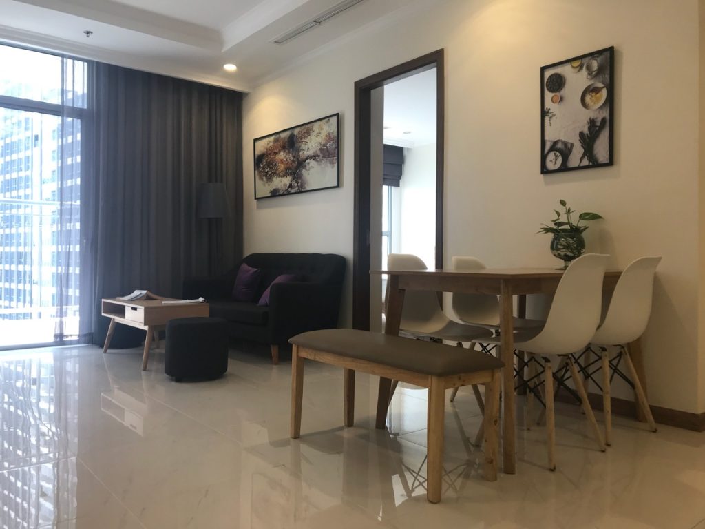 Cho thuê căn hộ cao cấp. Block Landmark1 nội thất cao cấp. 3 phòng ngủ. Gía 1100$