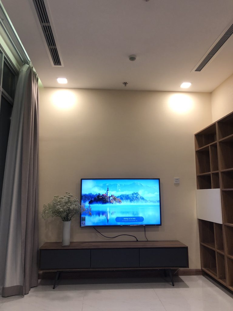 CHO THUÊ CĂN HỘ VINHOMES CENTRAL PARK – 1 PHÒNG NGỦ – PARK 6 – GIÁ: 12TR- FULL NỘI THẤT