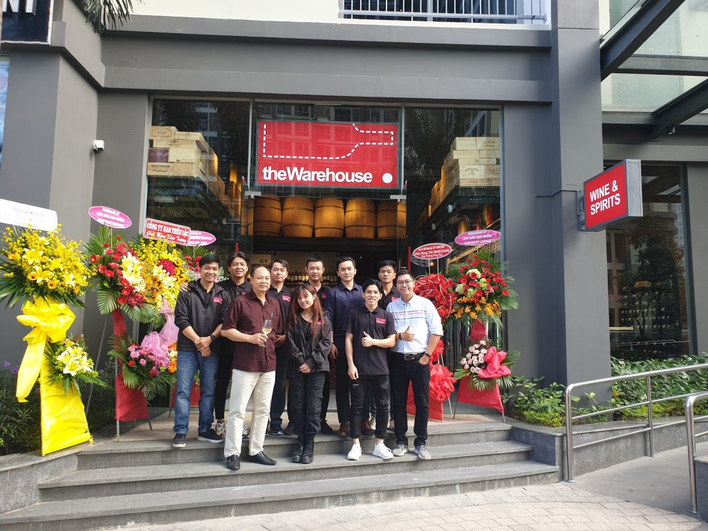 CHÚC MỪNG THƯƠNG HIỆU RƯỢU VANG THE WAREHOUSE KHAI TRƯƠNG TẠI VINHOMES CENTRAL PARK