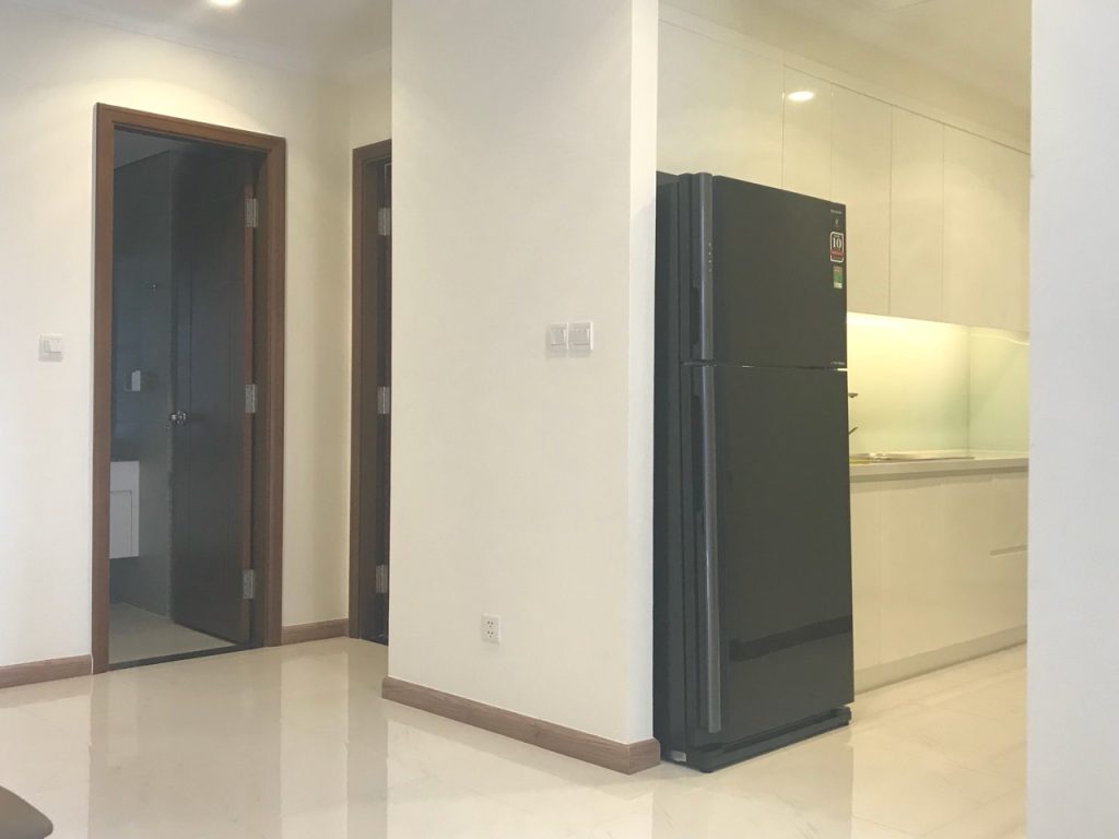 Cho thuê căn hộ cao cấp. Block Landmark1 nội thất cao cấp. 3 phòng ngủ. Gía 1100$