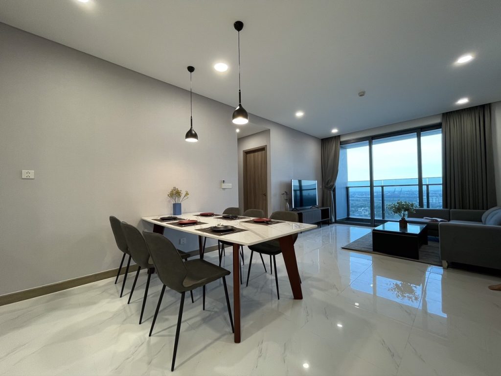 Cho thuê căn hộ 3PN Sunwah Pearl – Golden House