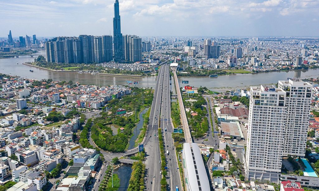 TUYẾN TÀU METRO 1 SẮP ĐI VÀO HOẠT ĐỘNG, GIÁ CHUNG CƯ DỌC TUYẾN METRO CHẠM MỐC 450tr/m2