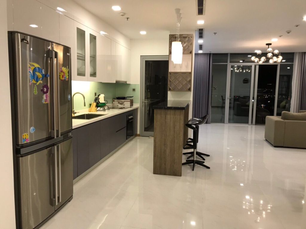 Cho thuê căn hộ Vinhomes Central Park 4 phòng ngủ – Toà Park 2