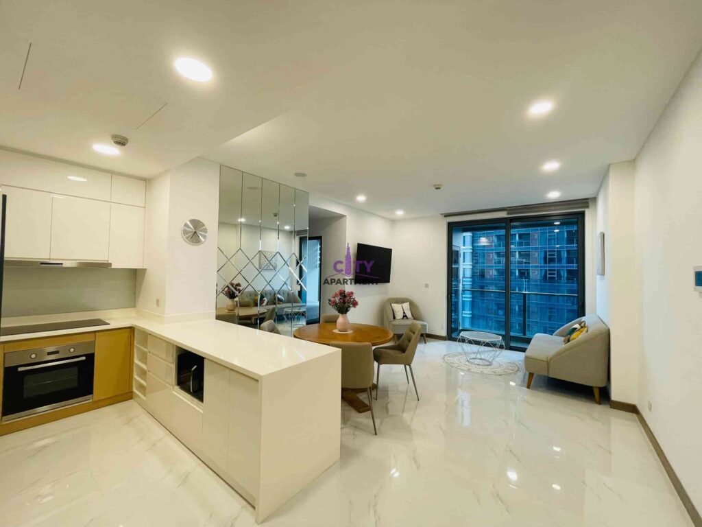 Cho thuê căn hộ full nội thất 2PN Sunwah Pearl – Toà Golden House