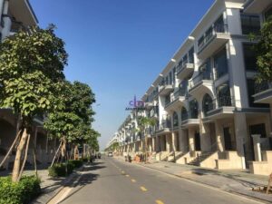 Cho thuê nhà phố thương mại Vạn Phúc City 