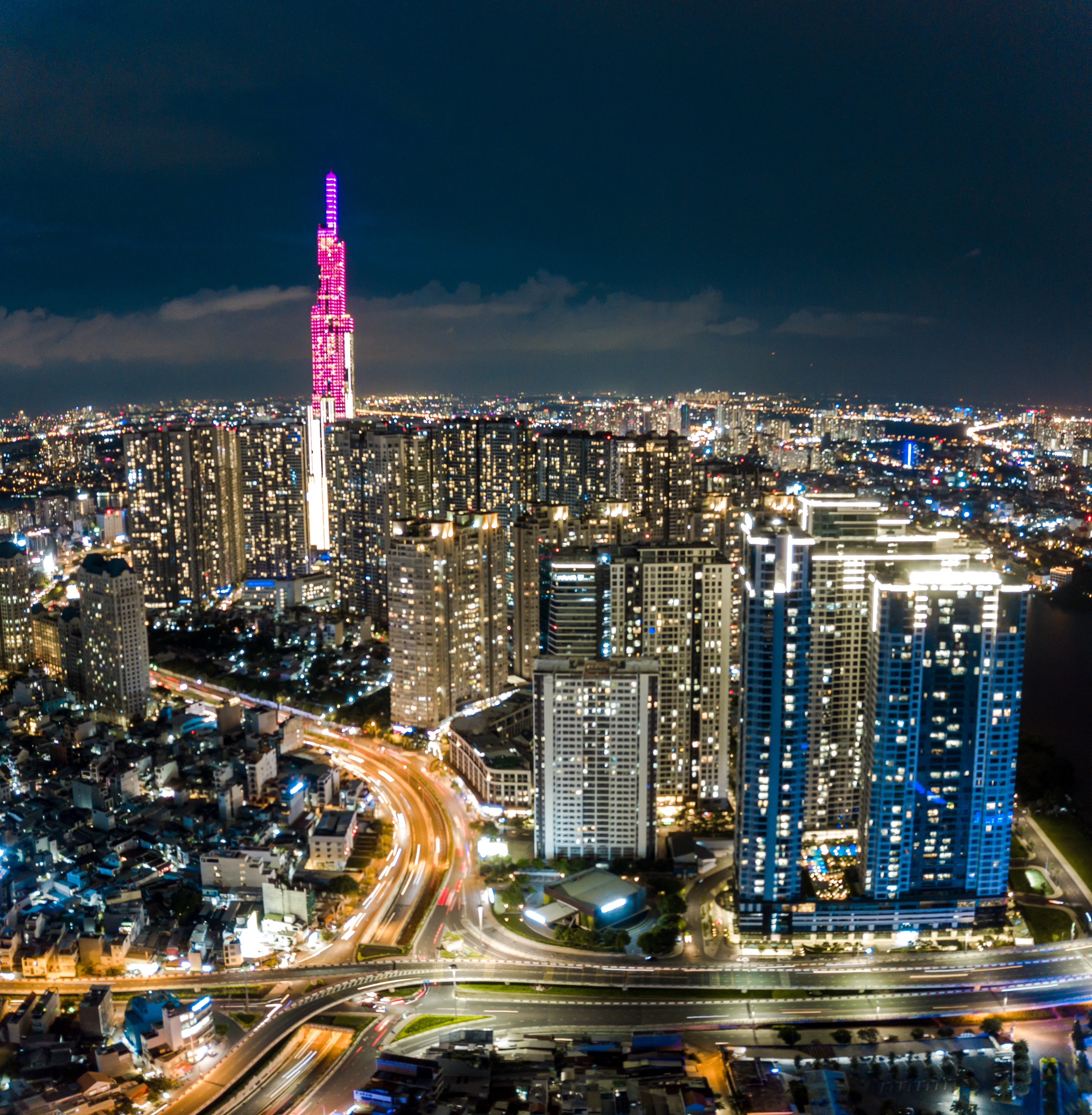 Dự đoán giá bán tương lai của Sunwah Pearl có tăng không? 1 hinh du an Sunwah pearl