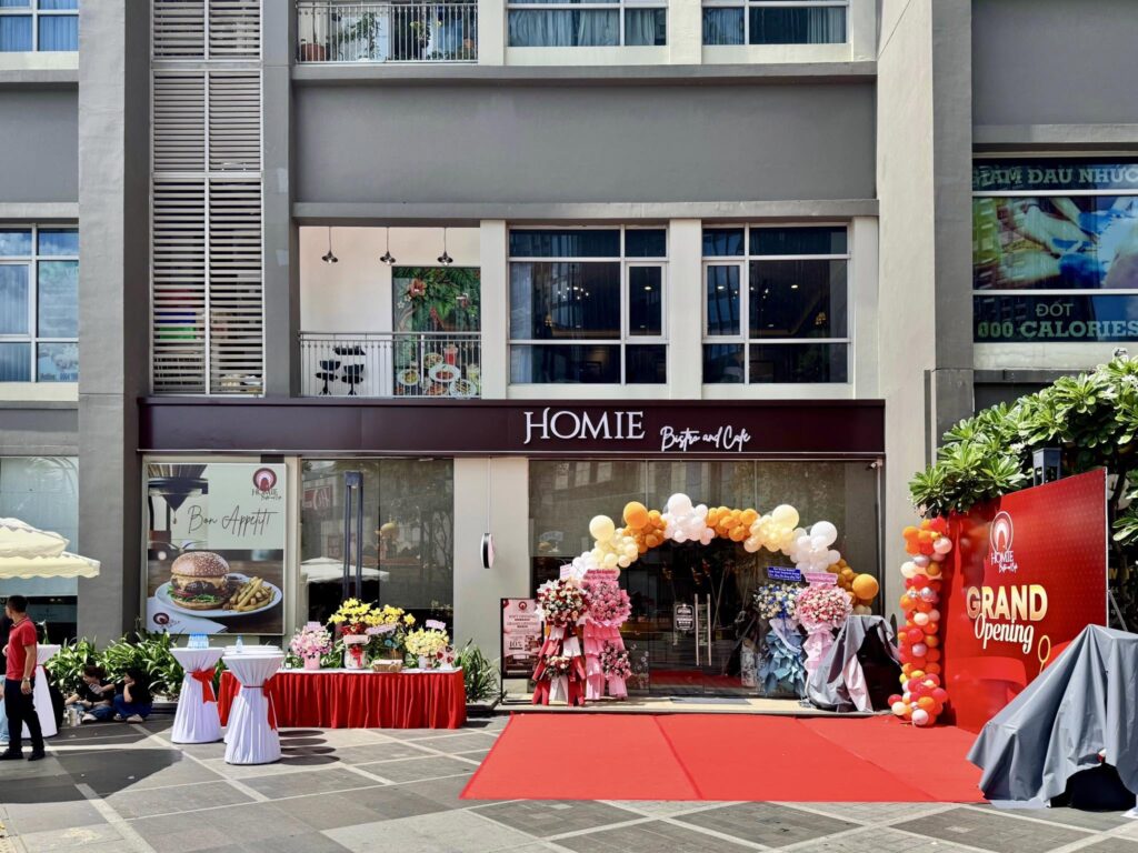 Chúc Mừng Homie Bistro & Café Chính Thức Khai Trương Tại Landmark 1 – Vinhomes Central Park